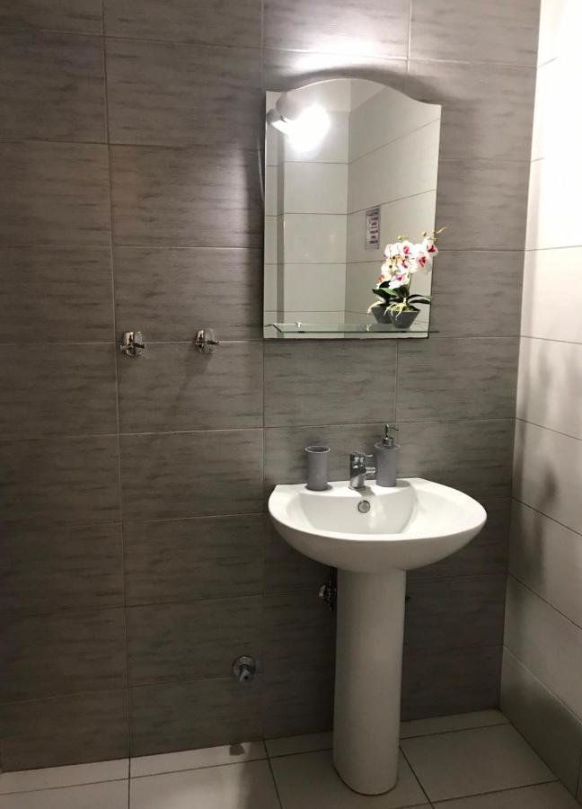Kostas-Apartment Иерисос Екстериор снимка