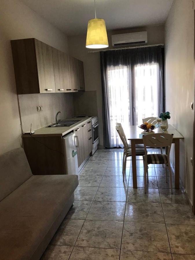 Kostas-Apartment Иерисос Екстериор снимка